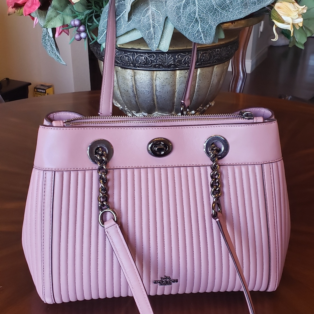 Coach Edie Turnlock Quilted Leather Dusty Rose